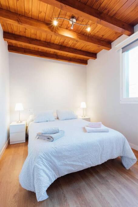 Chalet En La Cuidad- Con Jardin Y Barbacoa Хихон Экстерьер фото