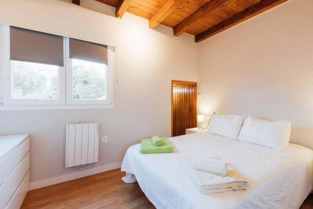 Chalet En La Cuidad- Con Jardin Y Barbacoa Хихон Экстерьер фото