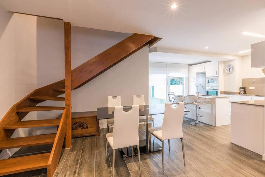 Chalet En La Cuidad- Con Jardin Y Barbacoa Хихон Экстерьер фото